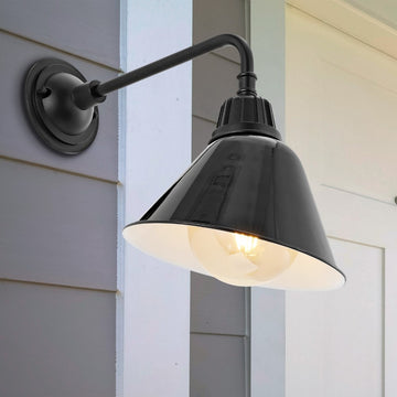 Croydon 9.63"  Farmhouse Industrial Indoor/Outdoor Iron LED Gooseneck Arm Outdoor Sconce - JONATHAN Y
